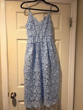 ASTR The Label Lace Midi Dress in lt blue L